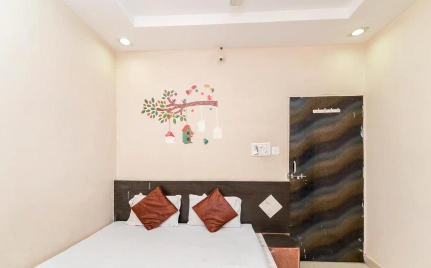 Hotel Rameshwaram Ujjain Luaran gambar